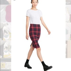 ZARA SKIRT. Size Small